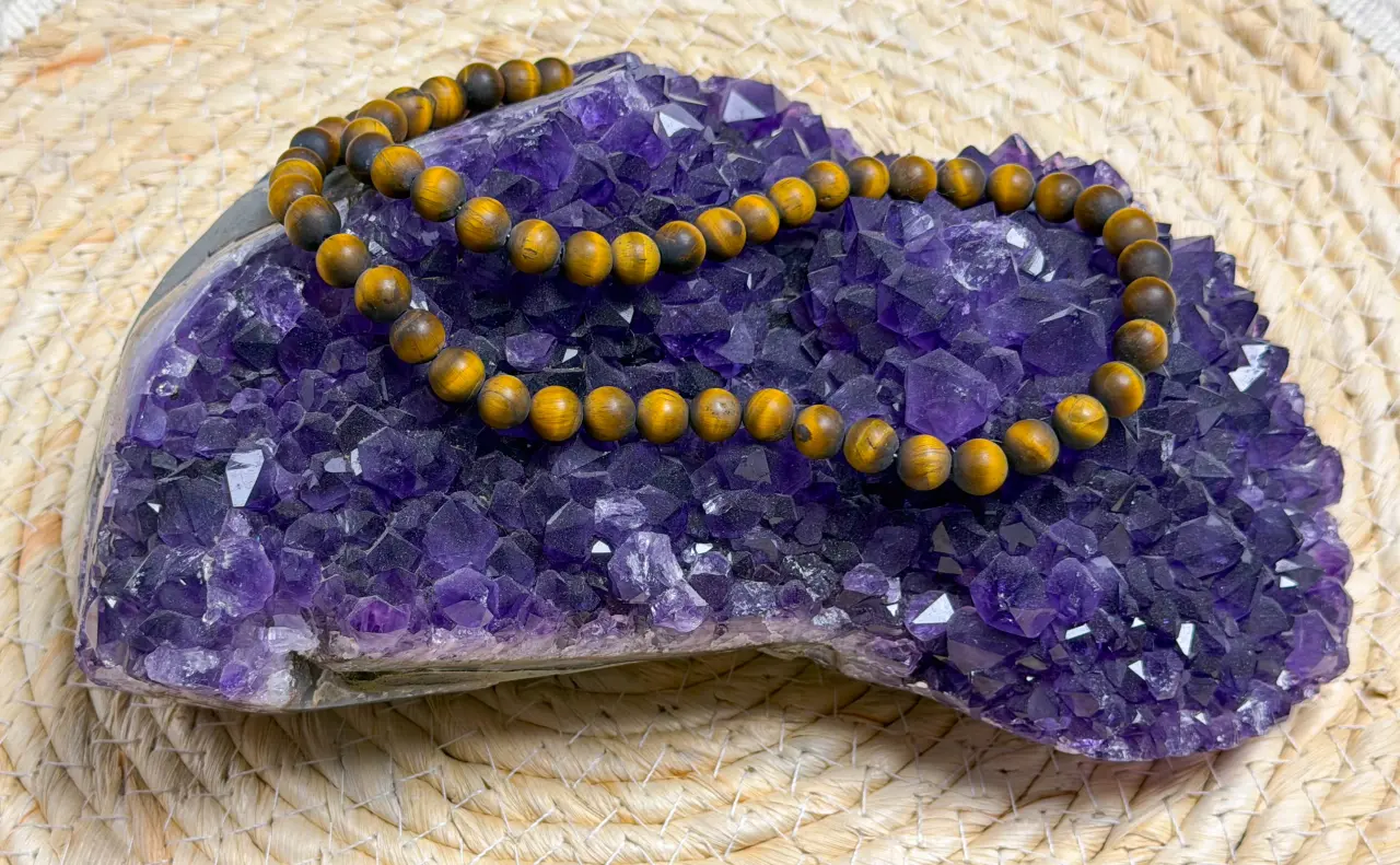 edelsteine-entladen-aufladen-amethystdruse-seelensteinchen