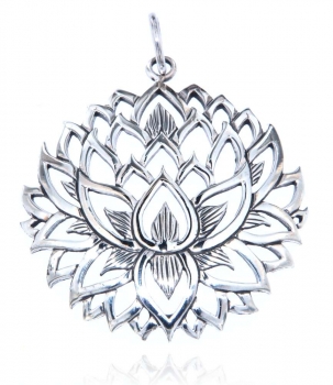 silber-anhaenger-schmuck-kette