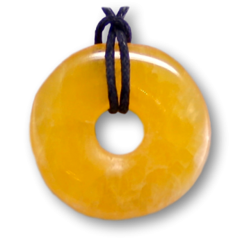 donut-40mm-orangencalcit-edelstein-heilstein-anhaenger