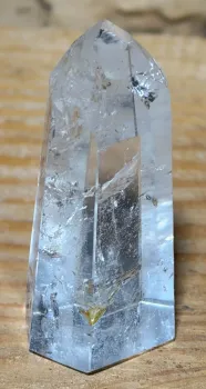 bergkristall-spitze-edelstein-heilstein-seelensteinchen