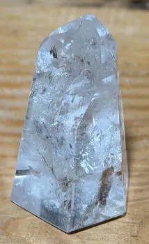 bergkristall-spitze-edelstein-mineralien