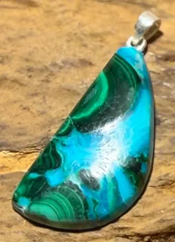 chrysokoll-malachit-schmuck-edelstein-ketten-anhaenger