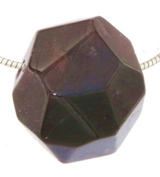 granat-anhaenger-edelstein-trommelstein-schmuck-gebohrt