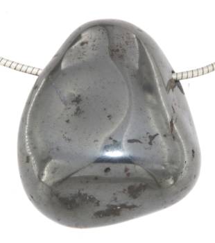 haematit-anhaenger-edelstein-heilstein-schmuck-trommelstein-gebohrt