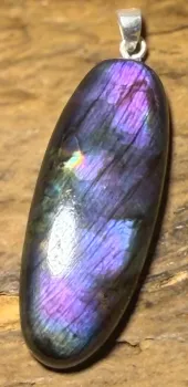 labradorit-schmuck-edelstein-ketten-anhaenger