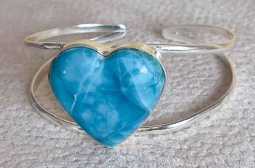 larimar-atlantisstein-armband-edelstein-heilstein-schmuck-edelsteinschmuck-seelensteinchen larimar-atlantisstein-armband-edelstein-heilstein-schmuck-edelsteinschmuck-seelensteinchen