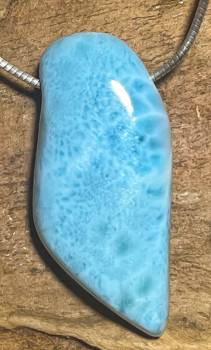 larimar-trommelstein-anhaenger-edelstein