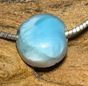 larimar-trommelstein-anhaenger-edelstein-heilstein-gebohrt