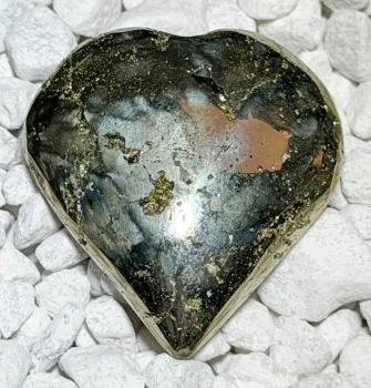 pyrit-mineralien-edelstein-heilstein-peru-rohstein