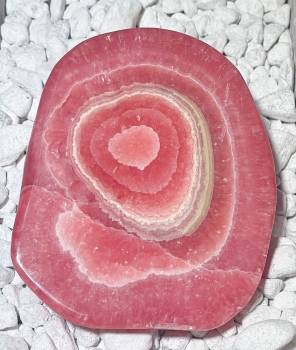 rhodochrosit-seifenstein-edelstein-heilstein-handschmeichler