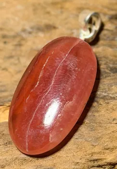 rhodochrosit-schmuck-edelstein-ketten-anhaenger