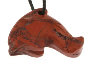 jaspis-anhaenger-trommelstein-edelstein-heilstein