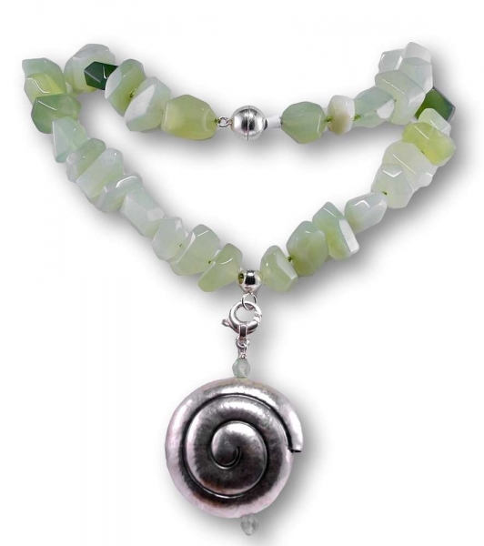 serpentin-muschel-kette-collier serpentin-muschel-kette-collier