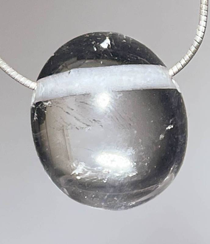 bergkristall-anhaenger-edelstein-trommelstein-heilstein-schmuck-gebohrt bergkristall-anhaenger-edelstein-trommelstein-heilstein-schmuck-gebohrt