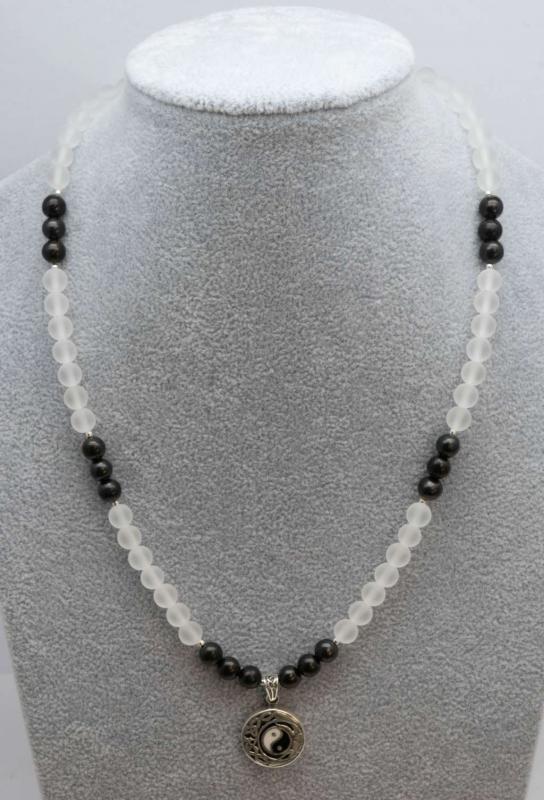 schungit-bergkristall-kette-collier-edelsteinkette-edelsteine-heilsteine