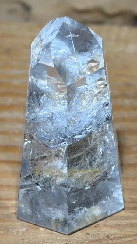 bergkristall-spitze-edelstein-heilstein-seelensteinchen