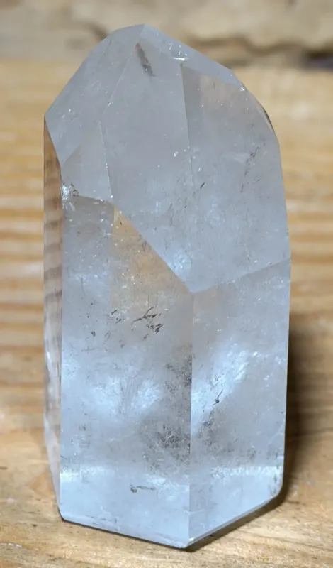 bergkristall-spitze-edelstein-mineralien