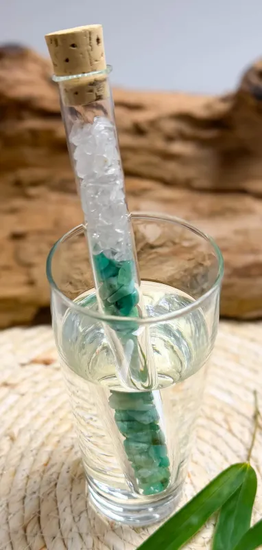 edelsteinwasser-chrysopras-bergkristall-wasser-energetisieren-seelensteinchen