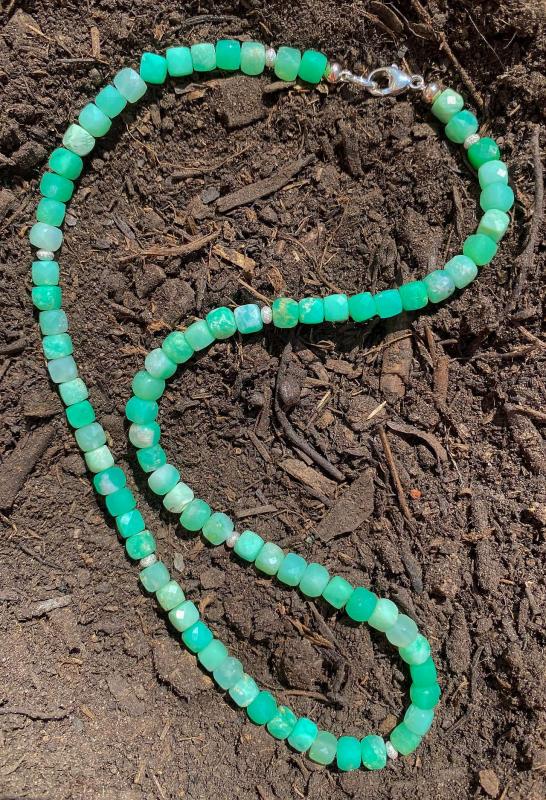 chrysopras-kette-edelstein-heilstein-edelsteinkette-schmuck-seelensteinchen chrysopras-kette-edelstein-heilstein-edelsteinkette-schmuck-seelensteinchen