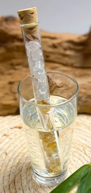 edelsteinwasser-citrin-bergkristall-wasser-energetisieren-seelensteinchen