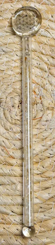 Edelsteinwasser-wassersteine-edelsteine-heilwasser-wasser-energetisieren-chakra-jaspis-amethyst-bergkristall-calcit-sodalith