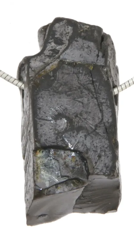 Schungit-edelschungit-anhaenger-shungit-edelstein-trommelstein