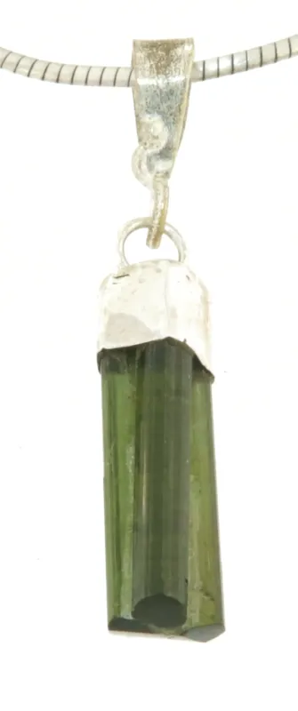turmalin-verdigolith-anhaenger-edelstein-trommelstein-heilstein-schwarz-schmuck-edelsteinschmuck-gebohrt