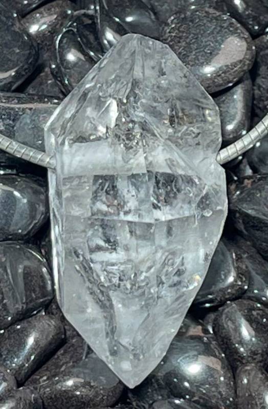 herkimer-diamant-trommelstein-anhaenger-edelstein-heilstein