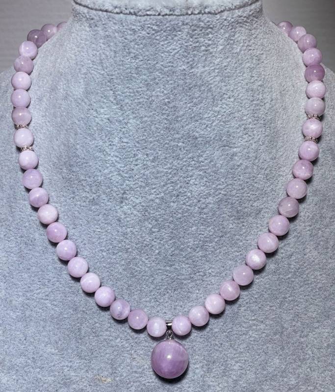 kunzit-kette-collier-edelstein-schmuck-edelsteinkette