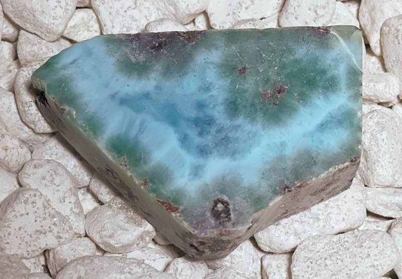 larimar-anhaenger-atlantisstein-edelstein-trommelstein-heilstein-schmuck-edelsteinschmuck