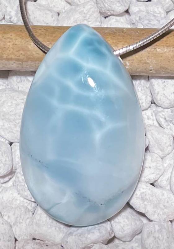 larimar-anhaenger-edelstein-trommelstein-heilstein-gebohrt larimar-anhaenger-edelstein-trommelstein-heilstein-gebohrt