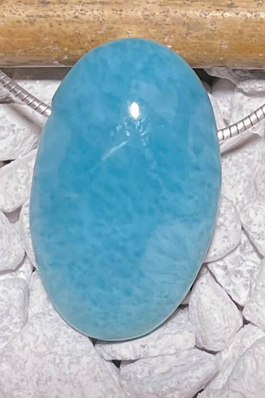 larimar-anhaenger-edelstein-trommelstein-heilstein-gebohrt larimar-anhaenger-edelstein-trommelstein-heilstein-gebohrt