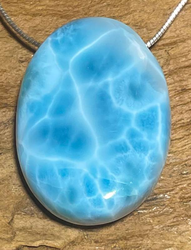 larimar-trommelstein-anhaenger-edelstein larimar-trommelstein-anhaenger-edelstein