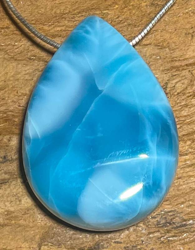 larimar-trommelstein-anhaenger-edelstein larimar-trommelstein-anhaenger-edelstein