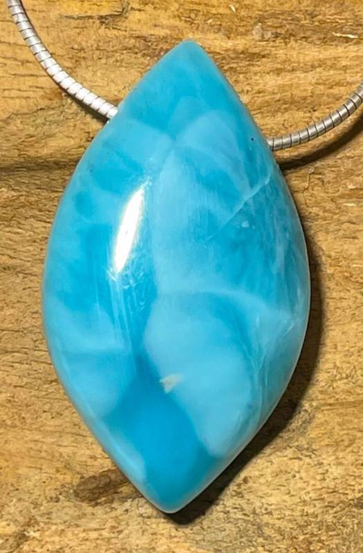 larimar-trommelstein-anhaenger-edelstein larimar-trommelstein-anhaenger-edelstein