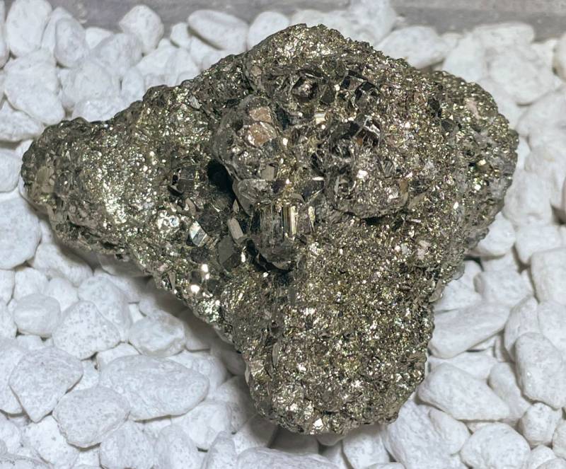 pyrit-mineralien-edelstein-heilstein-peru-rohstein pyrit-mineralien-edelstein-heilstein-peru-rohstein