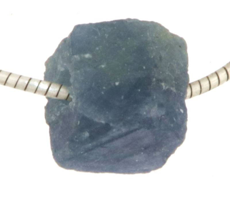 saphir-trommelstein-edelstein-anhaenger