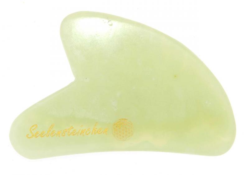 jade-rolle-guasha-serpentin-chi-edelstein-heilstein jade-rolle-guasha-serpentin-chi-edelstein-heilstein