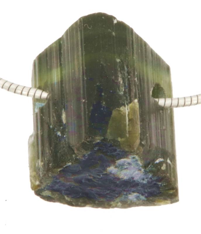 turmalin-verdigolith-anhaenger-edelstein-trommelstein-heilstein-schwarz-schmuck-edelsteinschmuck-gebohrt
