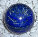 lapislazuli-lapis-lazuli-kugel-edelstein-heilstein-handschmeichler