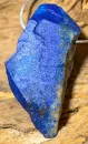 lapislazuli-anhaenger-edelstein-heilstein-trommelstein-gebohrt
