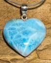 larimar-anhaenger-edelstein-trommelstein-heilstein-gebohrt