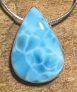 larimar-trommelstein-anhaenger-edelstein-heilstein-gebohrt
