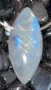 mondstein-anhaenger-edelstein-heiilstein-schmuck-silber
