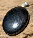 turmalin-schmuck-edelstein-ketten-anhaenger